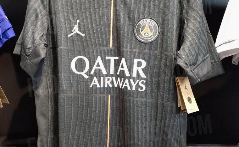 Quatrième maillot psg 2025 2026